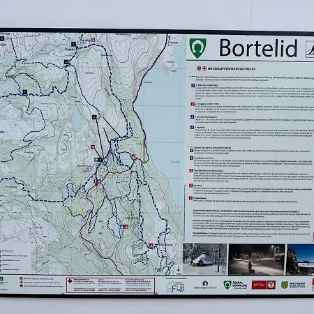 Nyaraló Koselig Familiehytte Med Peis Og Utsikt Naer Skiloyper Og Turterreng *